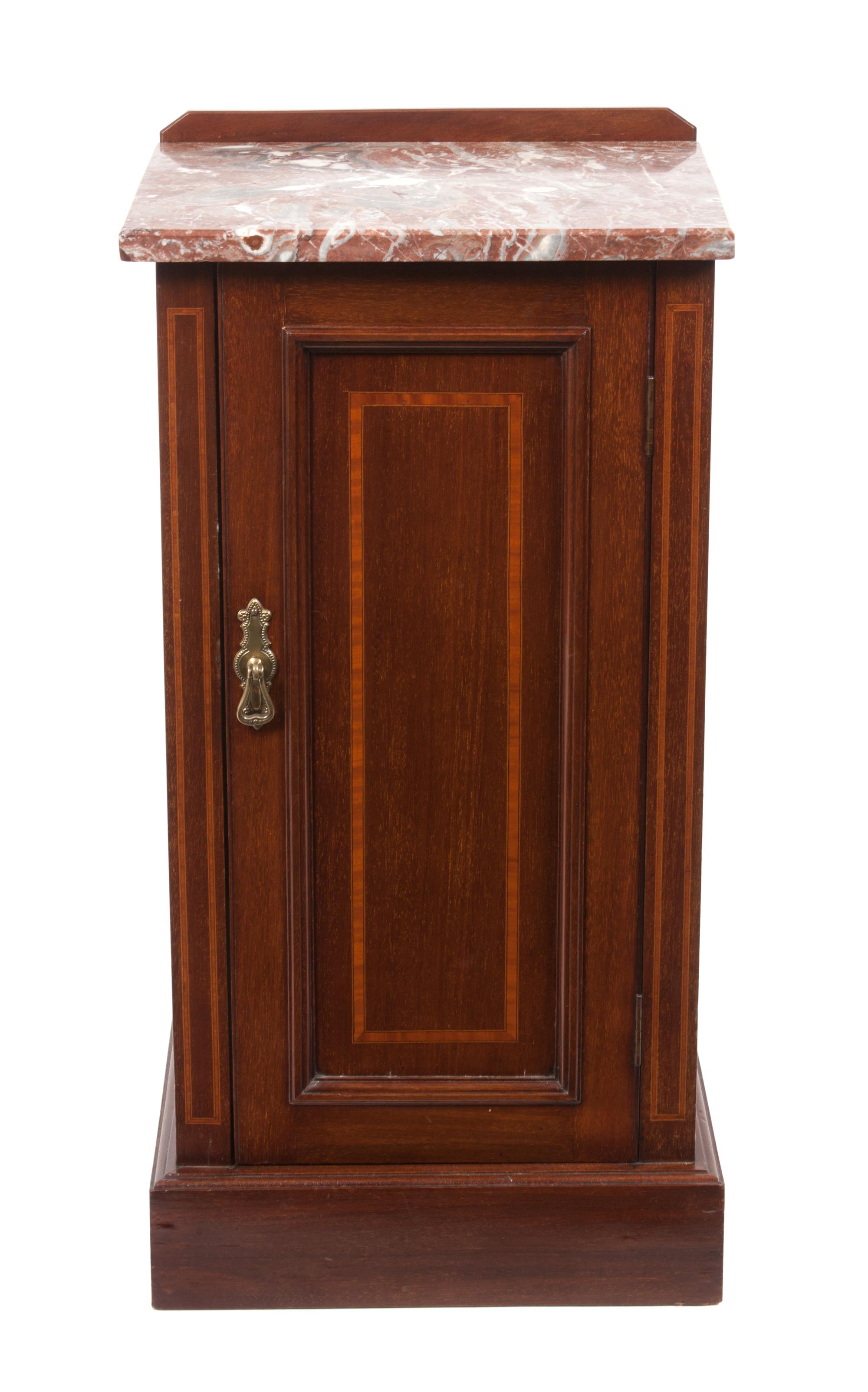 An Edwardian Mahogany Side Cabinet Height 30 3/4 x width 15 1/2 x depth 13 3/4 inches. — 20TH CENTURY