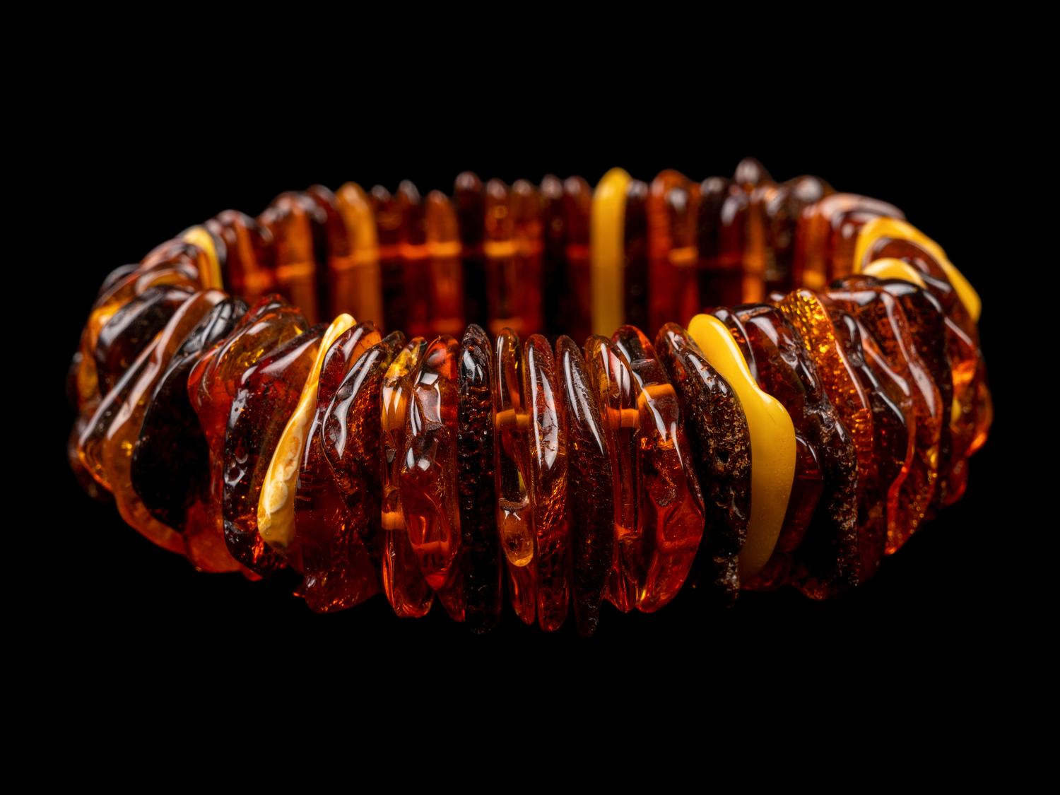 Four Chinese Beaded Amber Jewelry