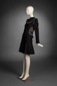 Alexander McQueen Ensemble, 2004