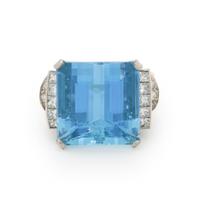 AQUAMARINE AND DIAMOND RING