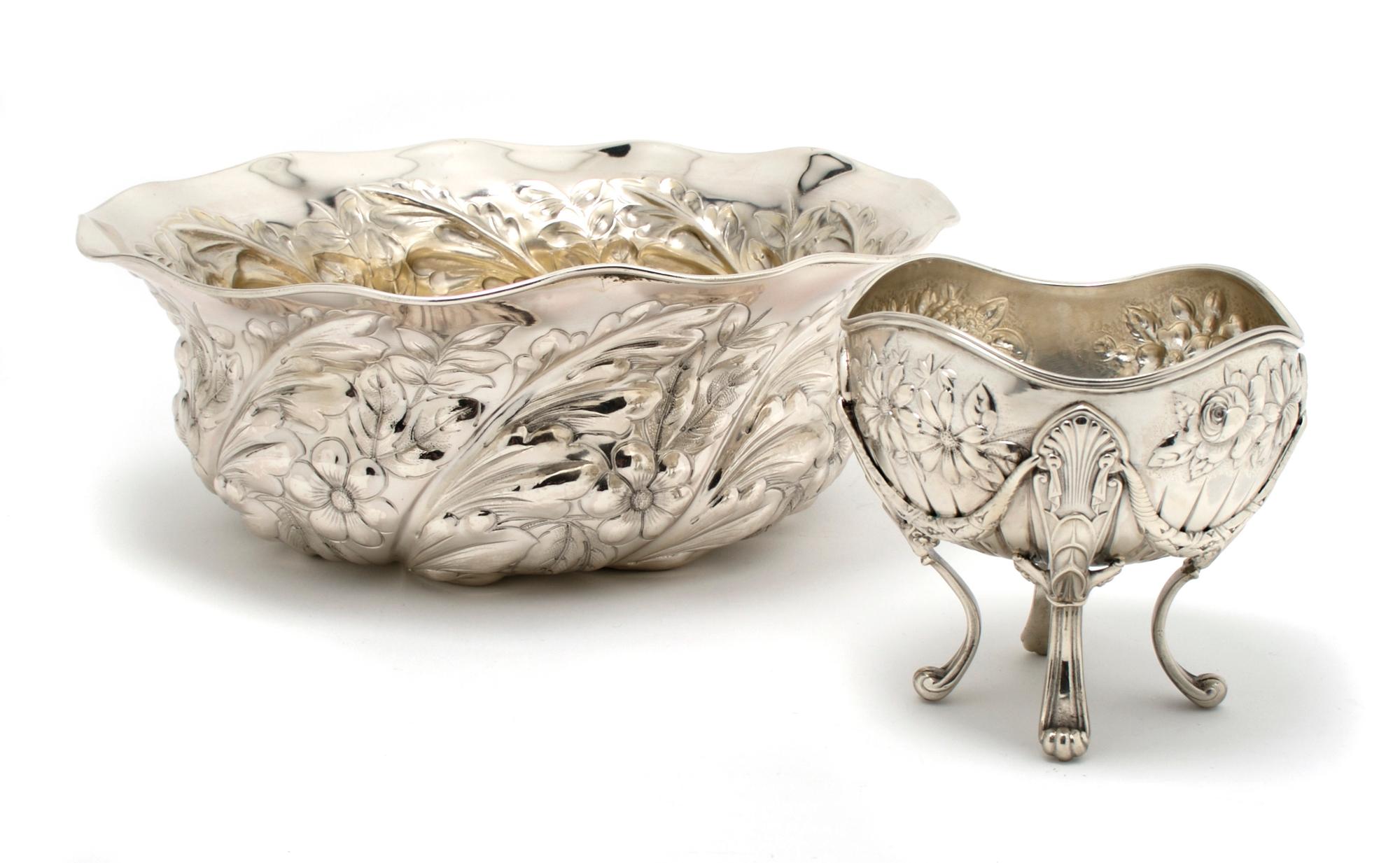 A Group of Two American Sterling Silver Bowls, Gorham, Diameter of first 9 1/4 inches.