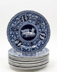 A Set of Twelve Copeland Spode Dinner Plates Width of dinner plate 10 1/2 inches. — 19TH CENTURY