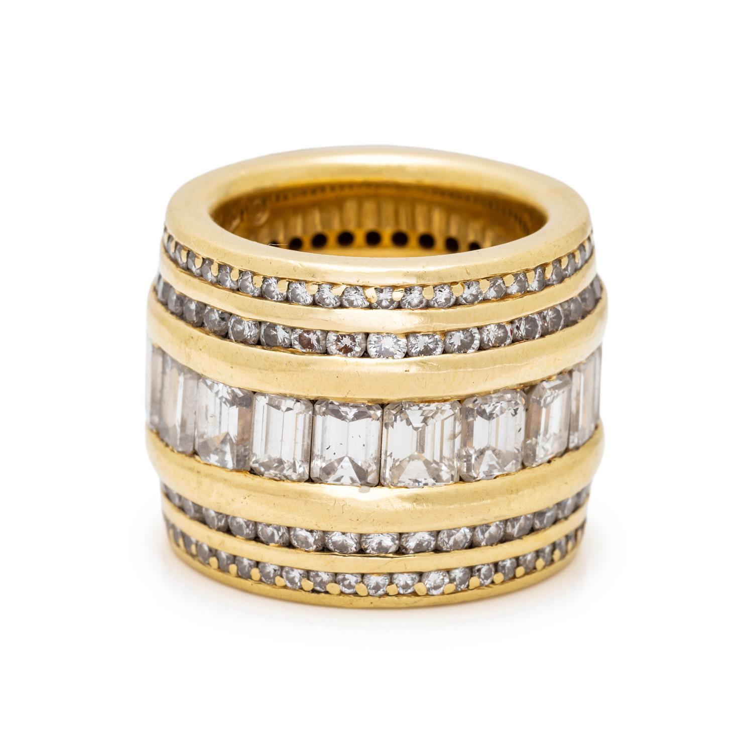 YELLOW GOLD AND DIAMOND BAND