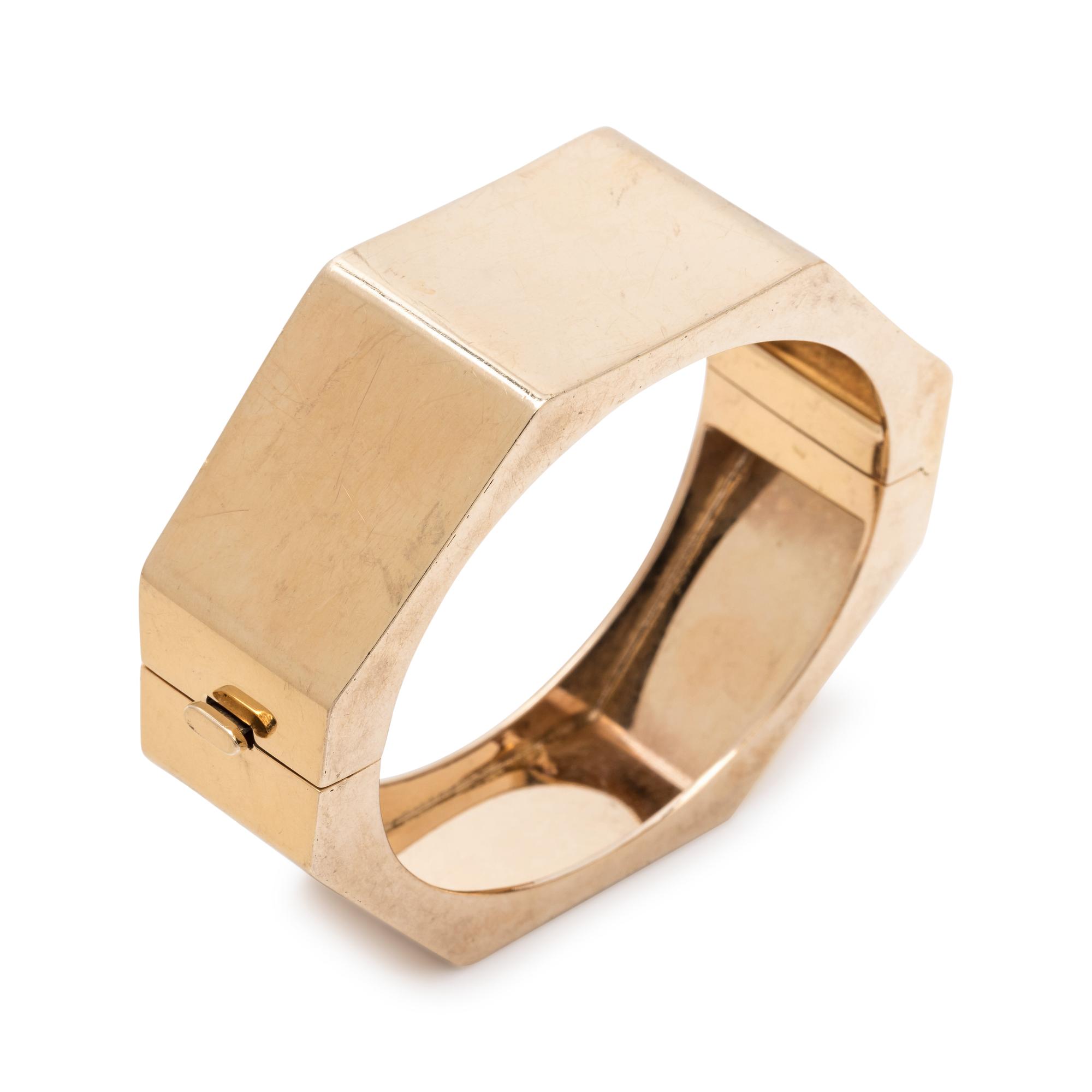 YELLOW GOLD BANGLE BRACELET