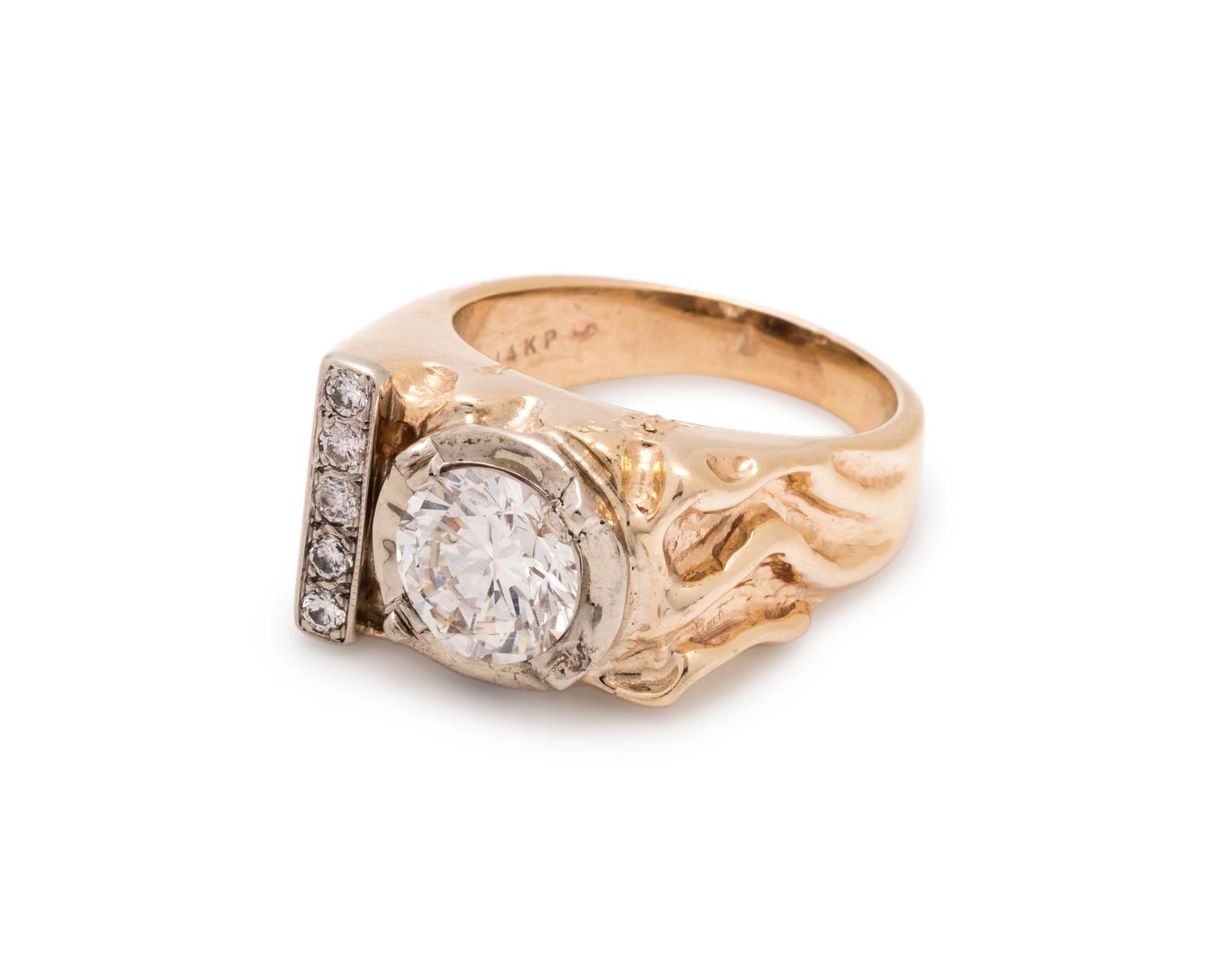 DIAMOND RING