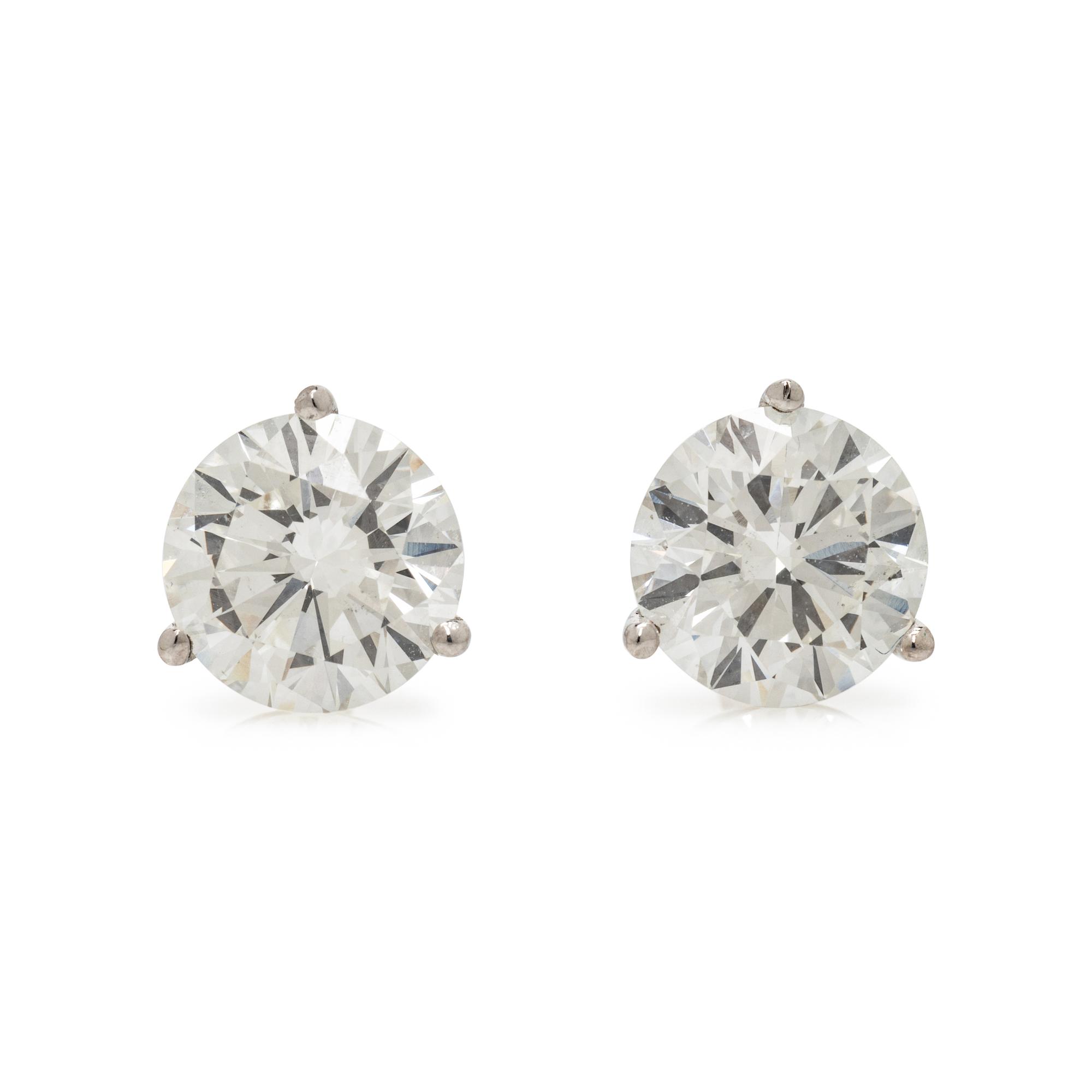DIAMOND STUD EARRINGS