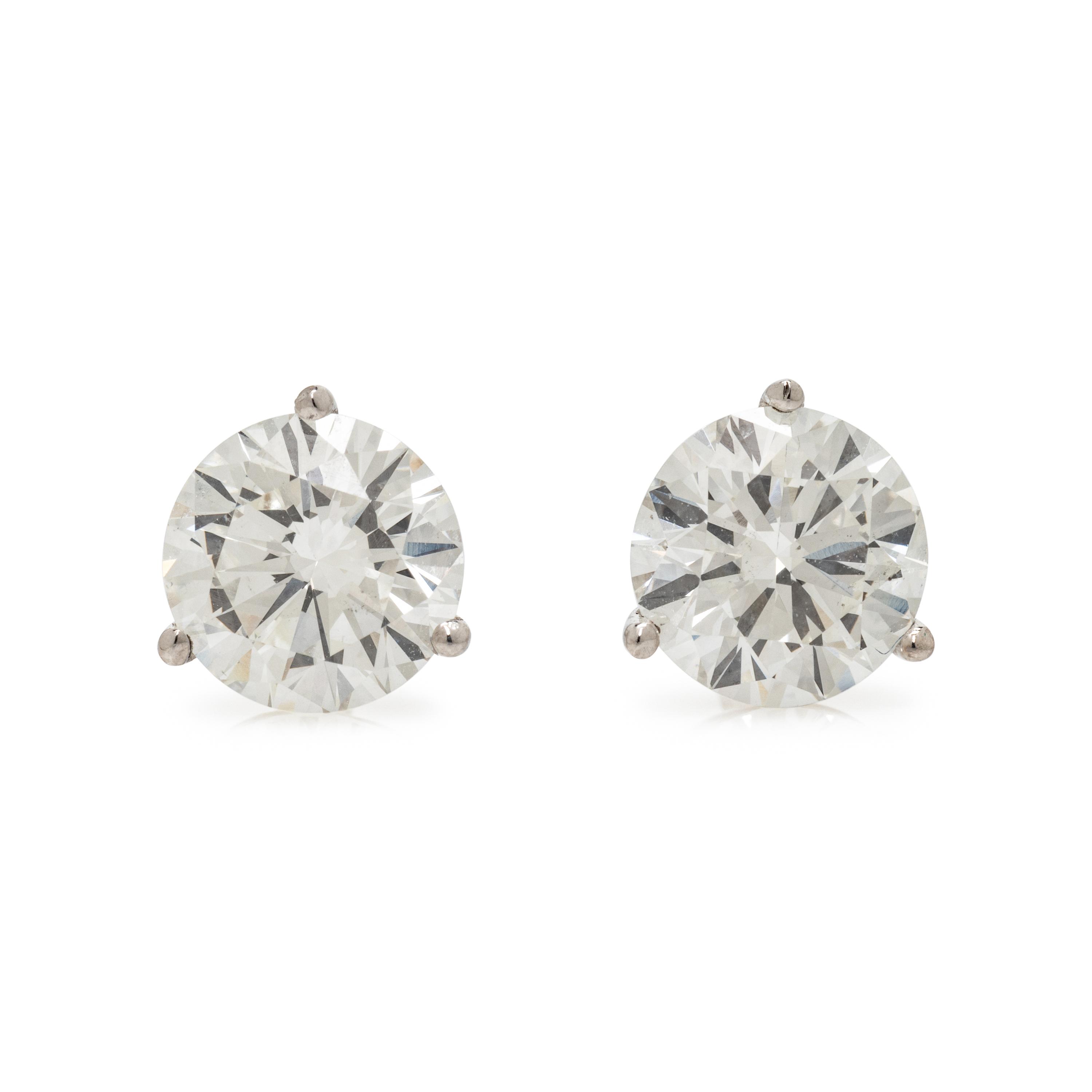 DIAMOND STUD EARRINGS
