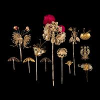 Twelve Chinese Kingfisher Feather Embellished Hair Ornaments, 19th Century — 清晚期 銅胎點翠髮飾十二件