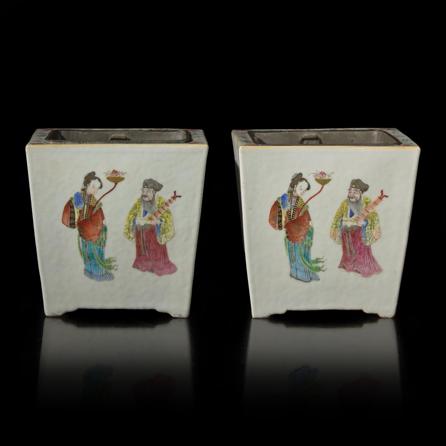 A Pair of Chinese Famille Rose "Immortals" Jardinières, Circa 1850–1860 清中期 粉彩八仙圖花盆一對