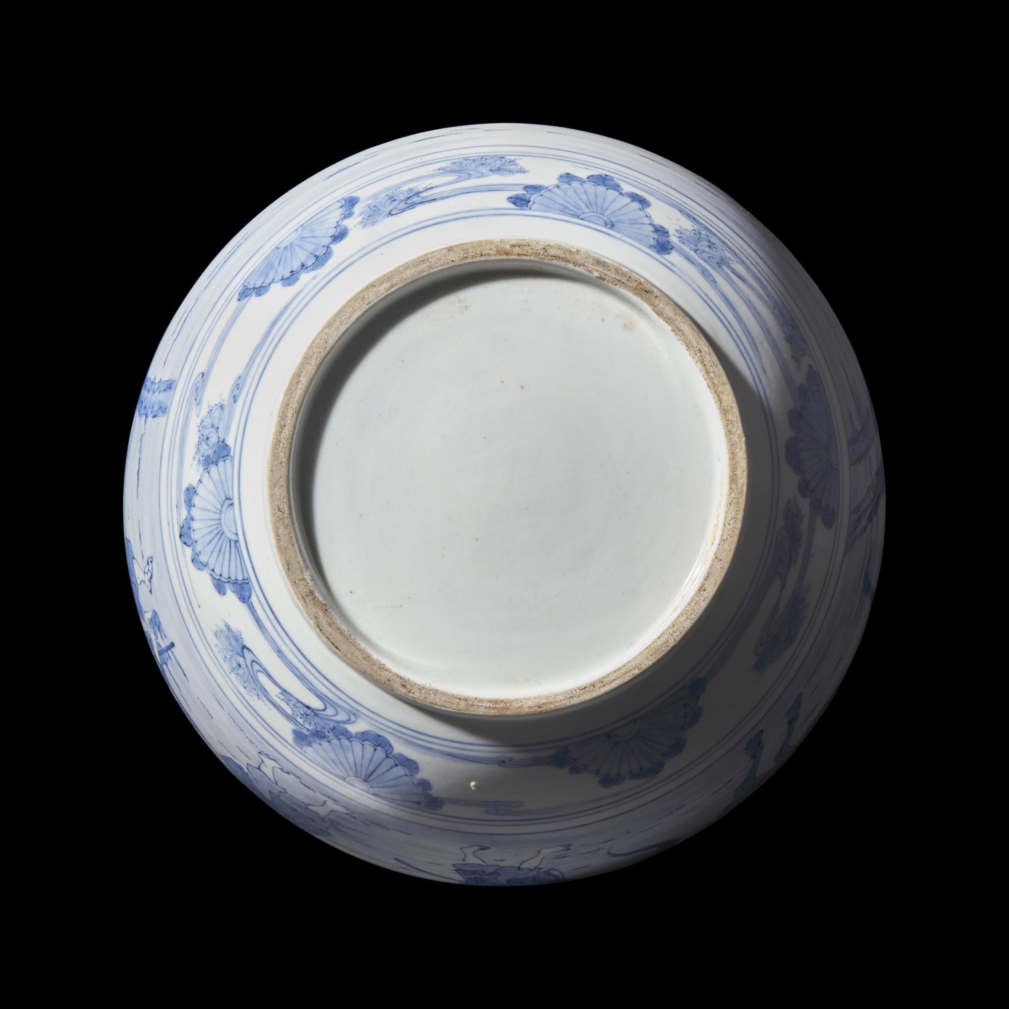 A Japanese Hirado Blue and White 'Daimyo and Fuji' Spherical Jar and Cover, Meiji Period