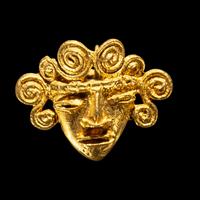 A Cocle Gold Maskette Pendant