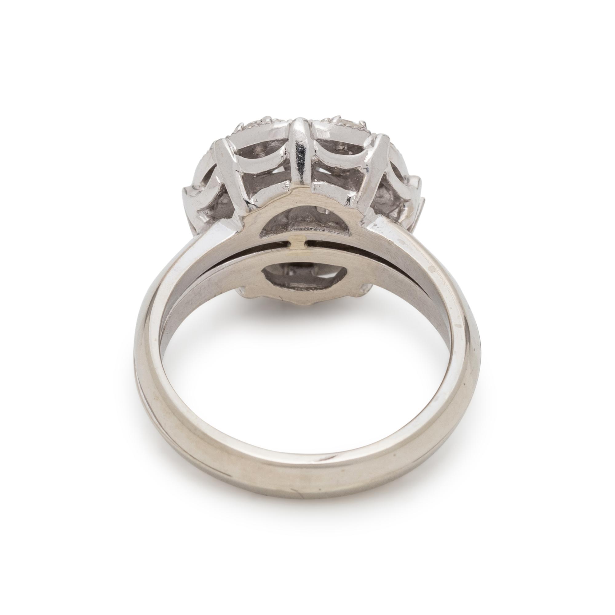 WHITE GOLD AND DIAMOND RING
