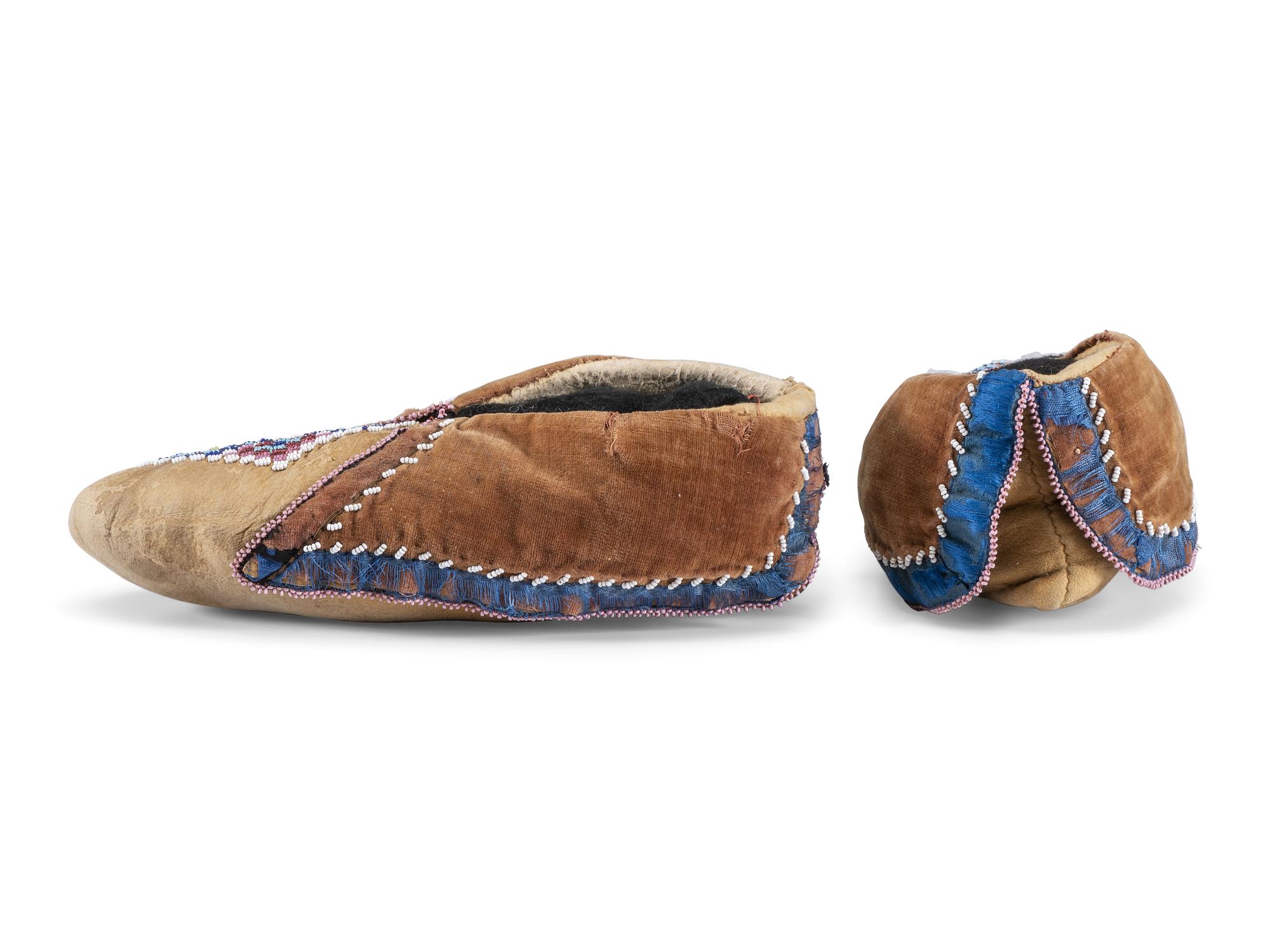 Haudenosaunee Beaded Hide Moccasins