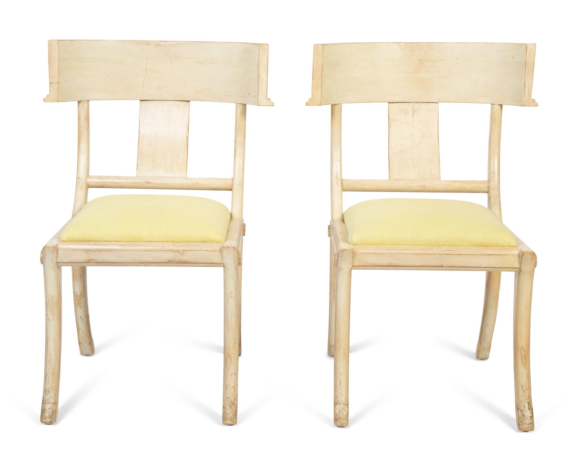 A Pair of Painted Klismos Chairs in the Style of T. H. Robsjohn-Gibbings — 20TH CENTURY