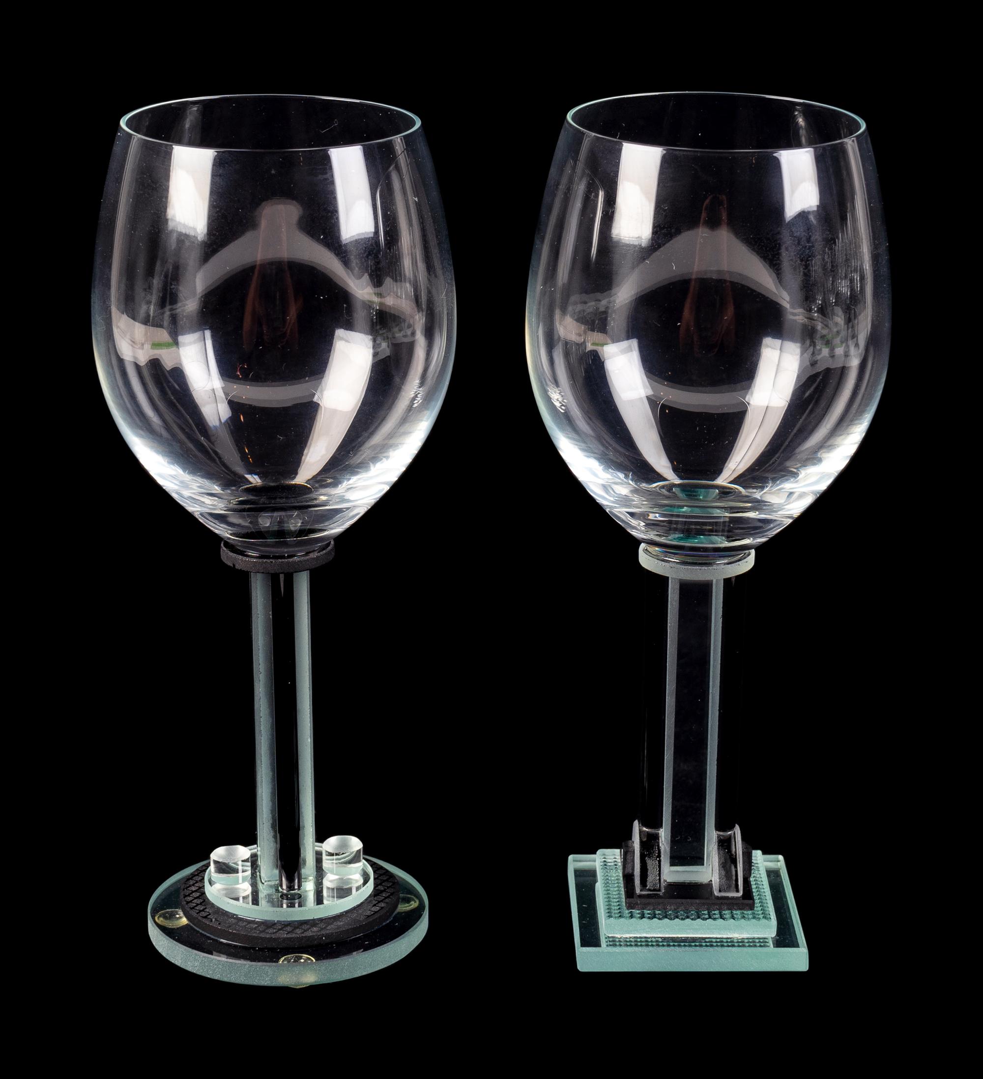 A Set of Twelve George Ponzini Jazz Pattern Stemmed Wines — 20TH CENTURY