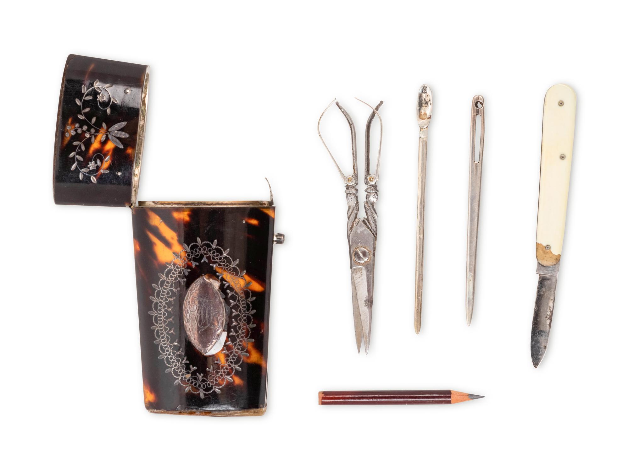 A Silver Inlaid Tortoise Shell Veneer Necessaire