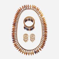 A fourteen and eighteen karat gold suite