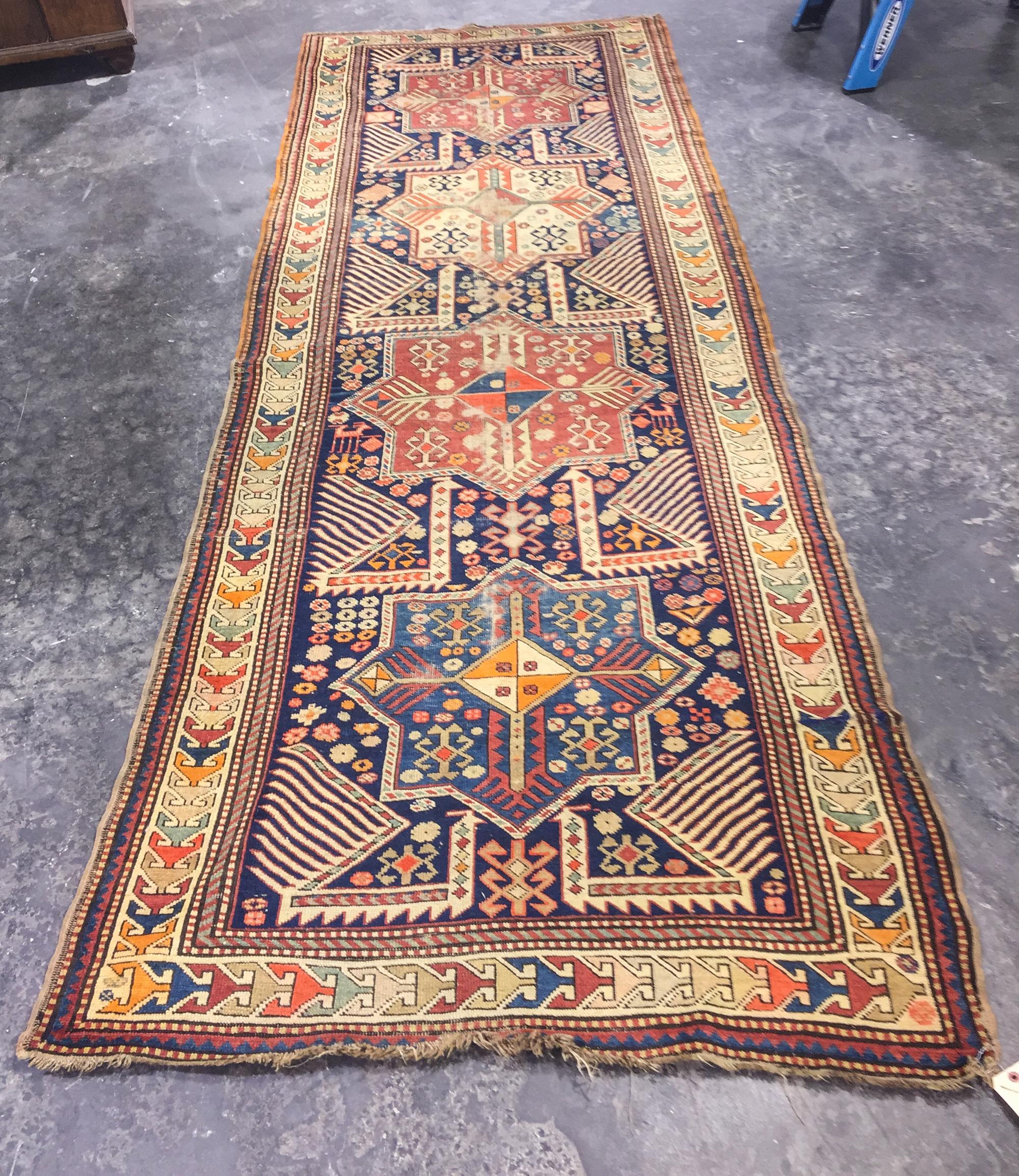 A Northwest Persian Wool Runner 10 feet x 3 feet 10 inches. — FIRST QUARTER 20TH CENTURY
