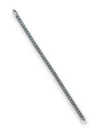 WHITE GOLD AND PRINCESS CUT AQUAMARINE LINE BRACELET