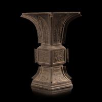 A Chinese Archaistic Bronze Vase, Fanggu, 17th/18th Century — 清早期 仿古銅方觚