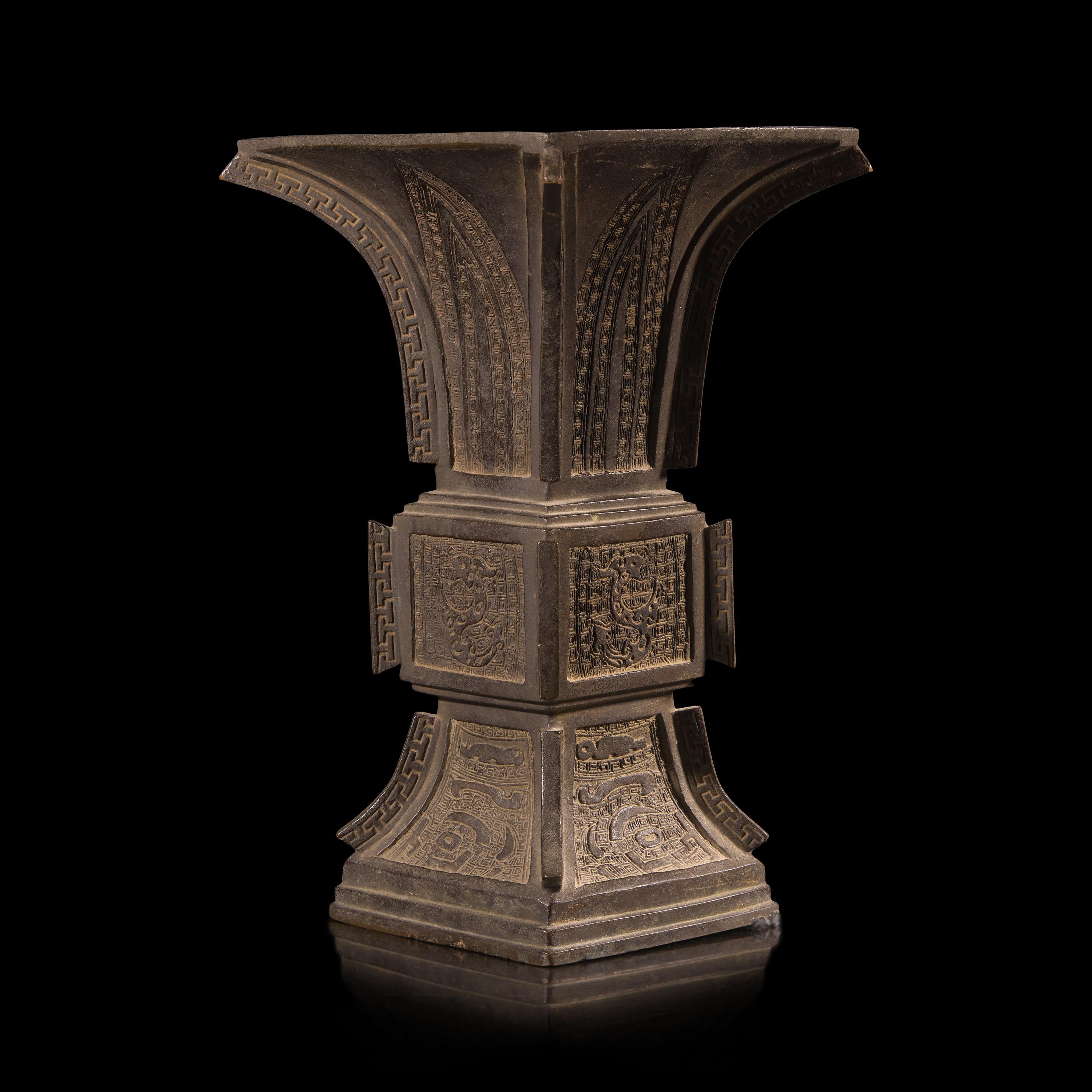 A Chinese Archaistic Bronze Vase, Fanggu, 17th/18th Century — 清早期 仿古銅方觚