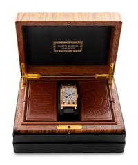 ROGER DUBUIS, 18K ROSE GOLD 'MUCH MORE QUANTIEME PERPETUAL' WATCH