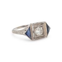 DIAMOND AND SYNTHETIC SAPPHIRE RING
