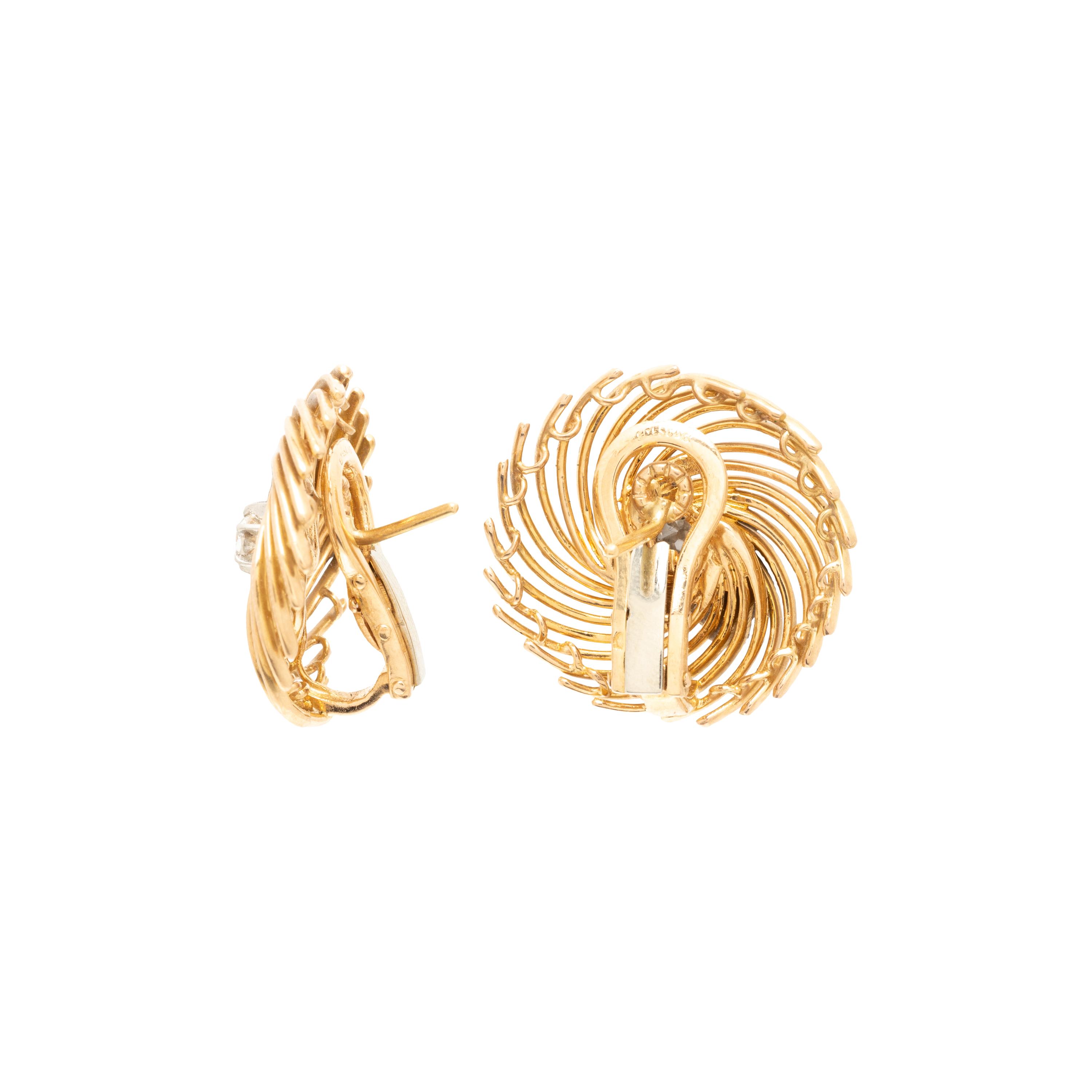 YELLOW GOLD AND DIAMOND EARRINGS