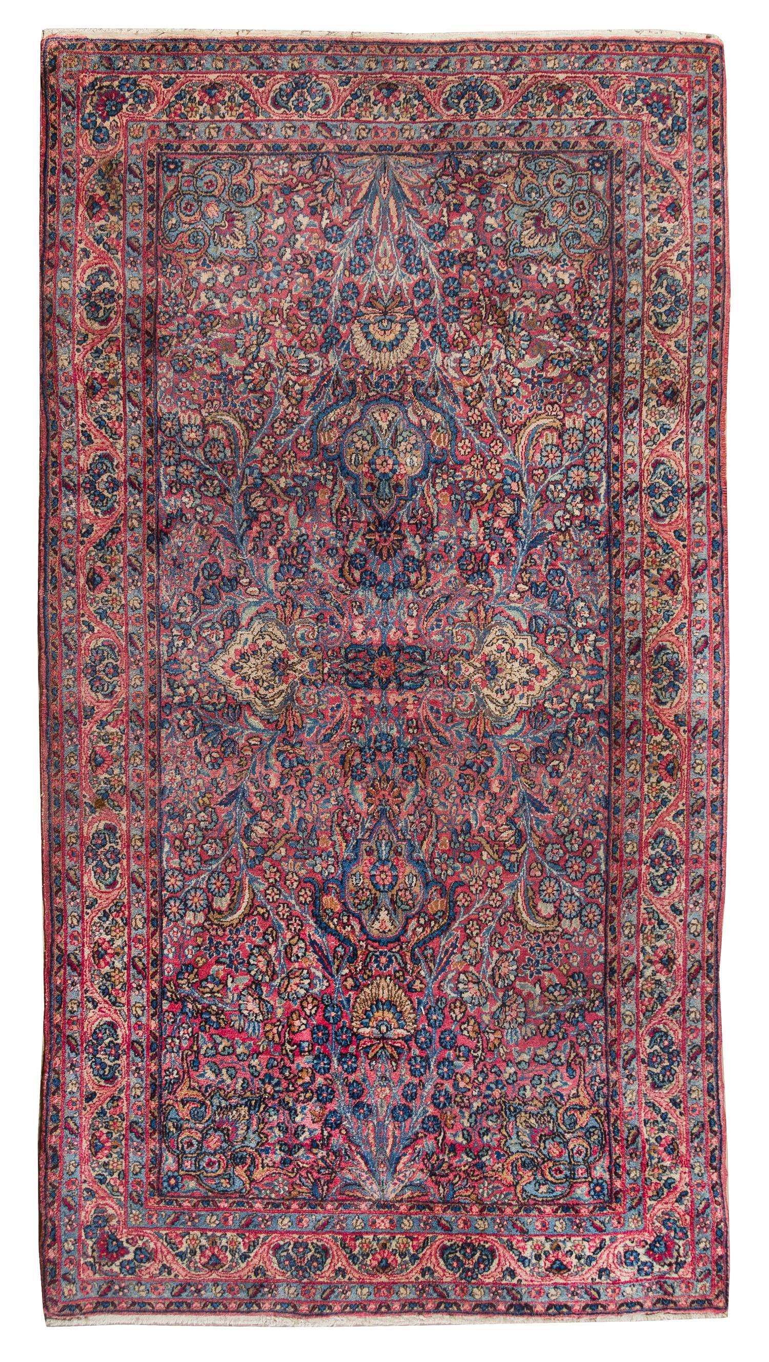 A Sarouk Wool Rug 7 feet 2 inches x 3 feet 11 inches. — FIRST HALF 20TH CENTURY
