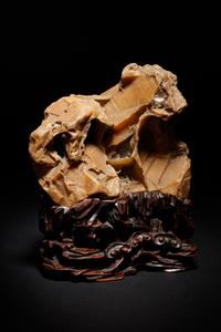 A Yellow Wax Scholar's Rock