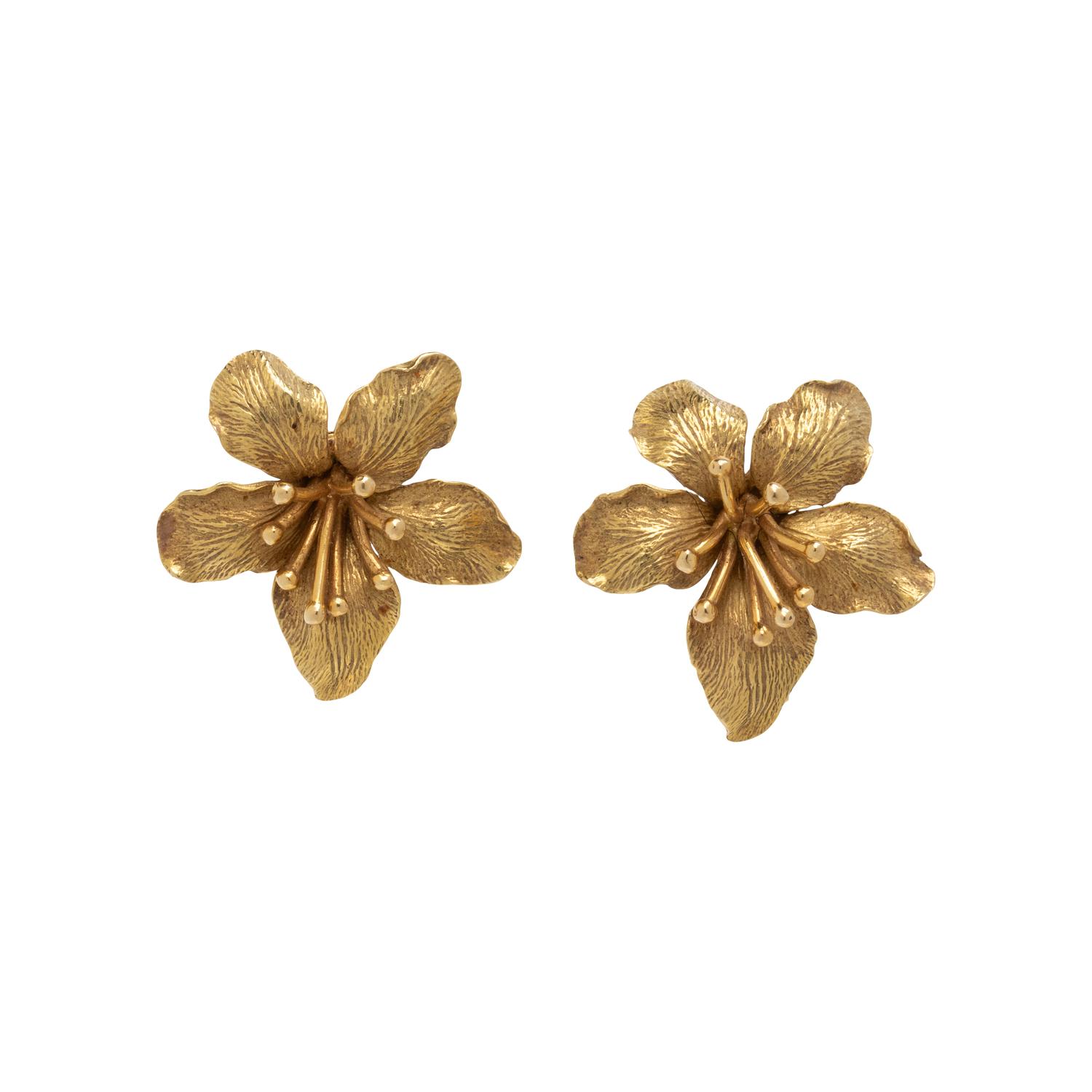 YELLOW GOLD FLOWER CLIP EARRINGS