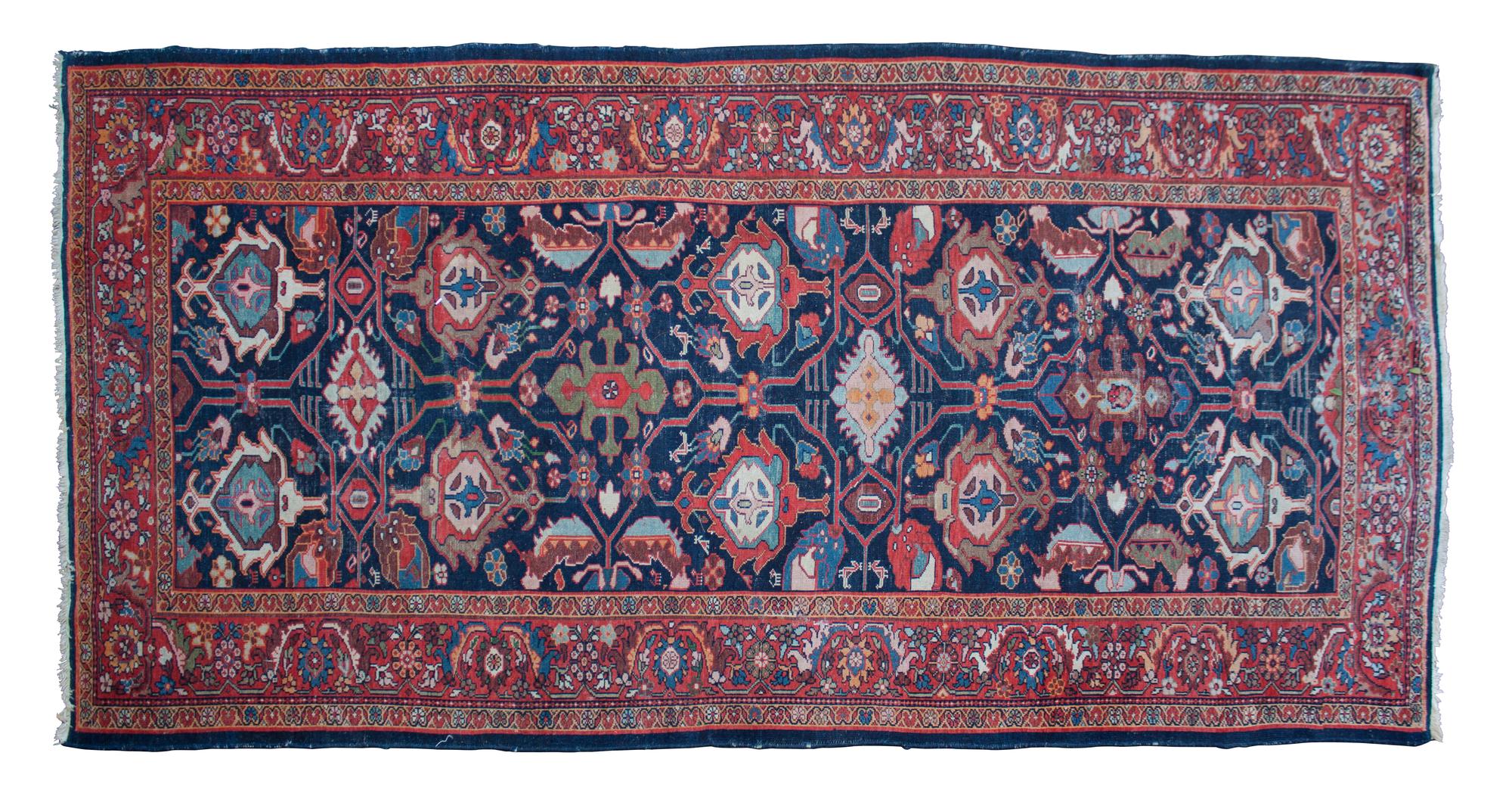 A Malayer Wool Runner — EARLY 20TH CENTURY