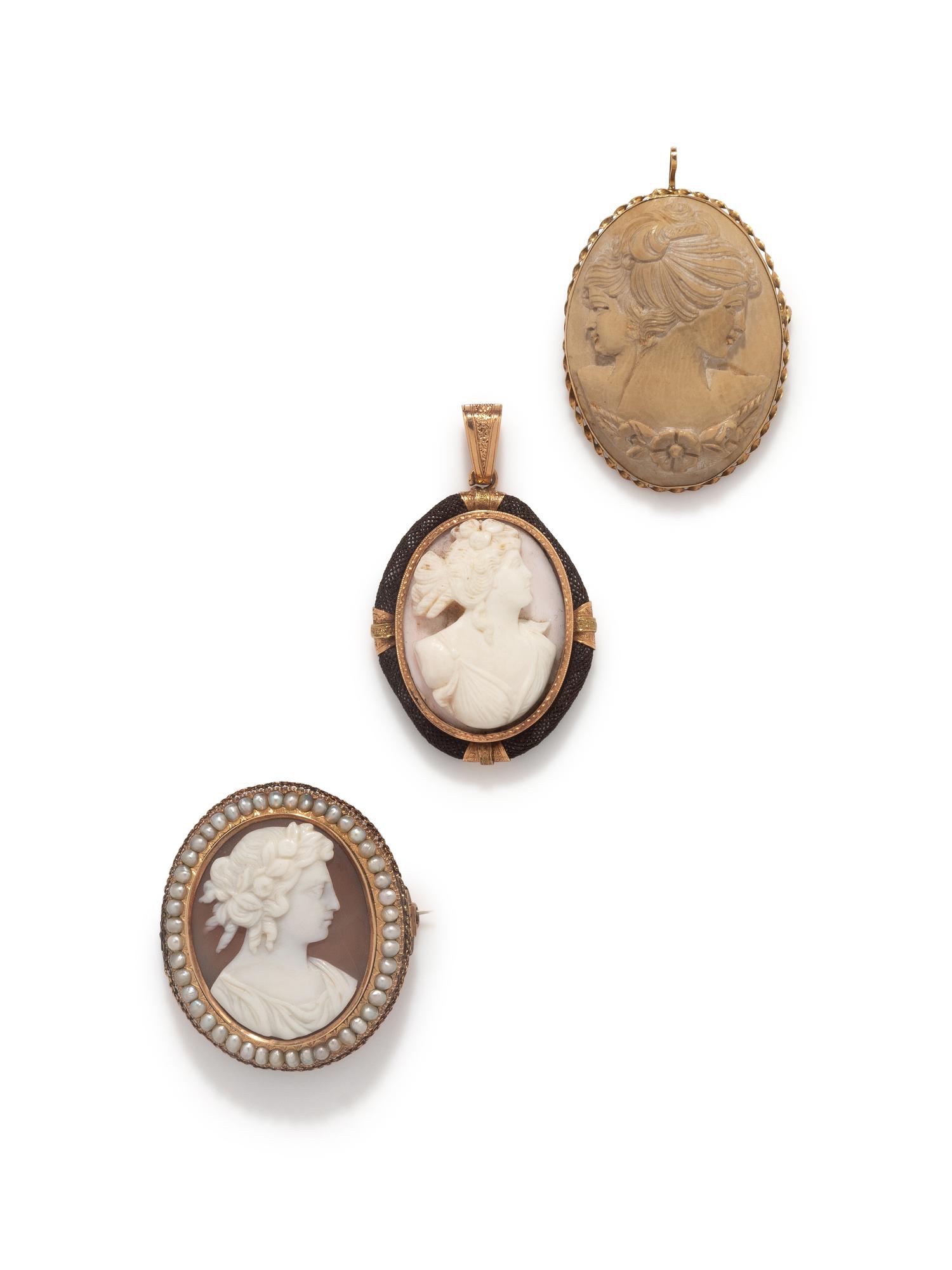 ANTIQUE, COLLECTION OF CAMEOS