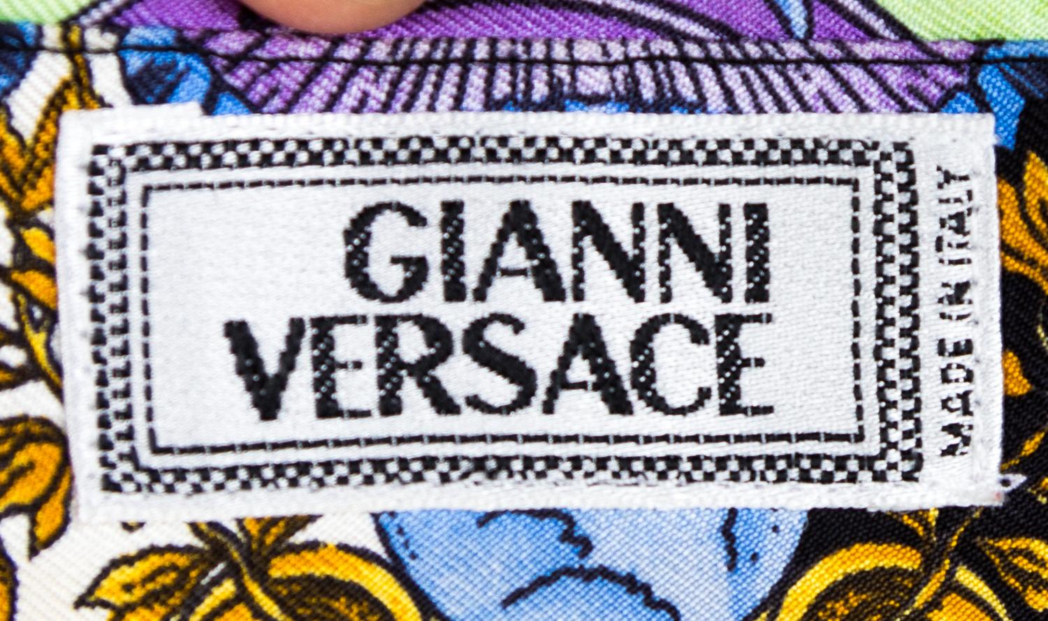 A Gianni Versace Silk Print Shirt, Size 50.