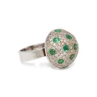 EMERALD AND DIAMOND RING