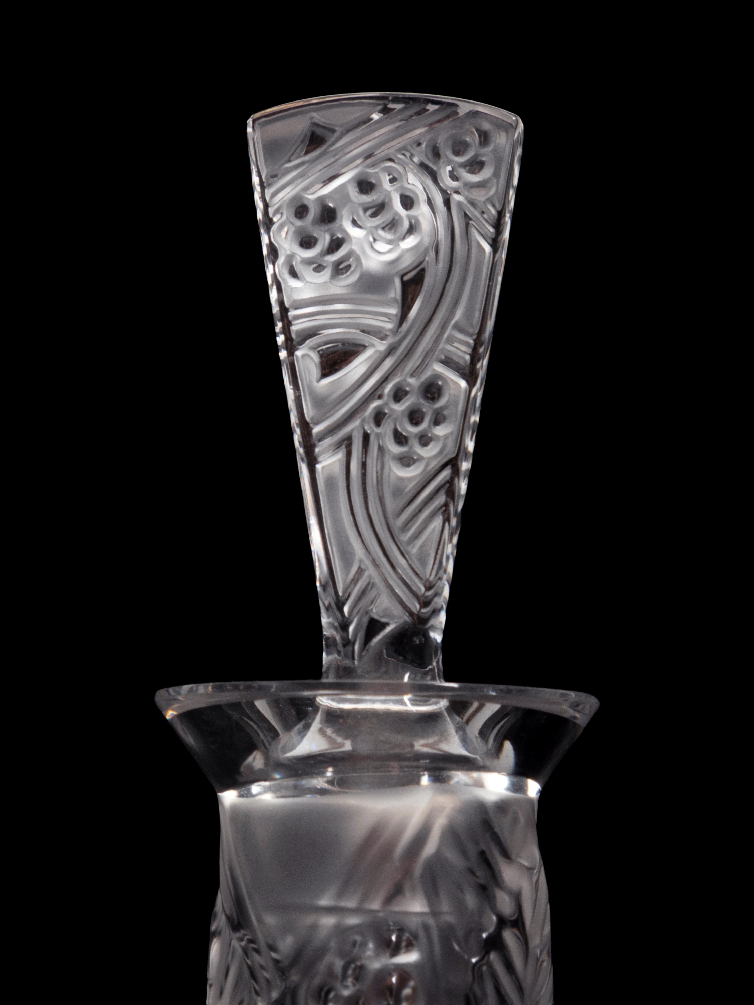 A Lalique Baies et Feuilles Decanter