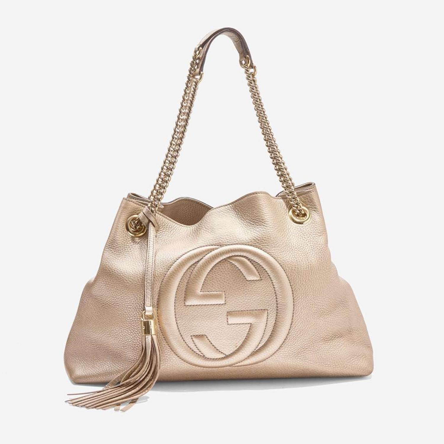 A Gold Gucci Pebbled Calfskin Soho Chain Shoulder Bag Gucci