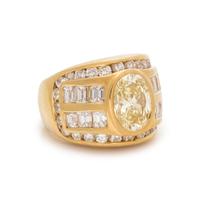 COLORED DIAMOND AND DIAMOND RING