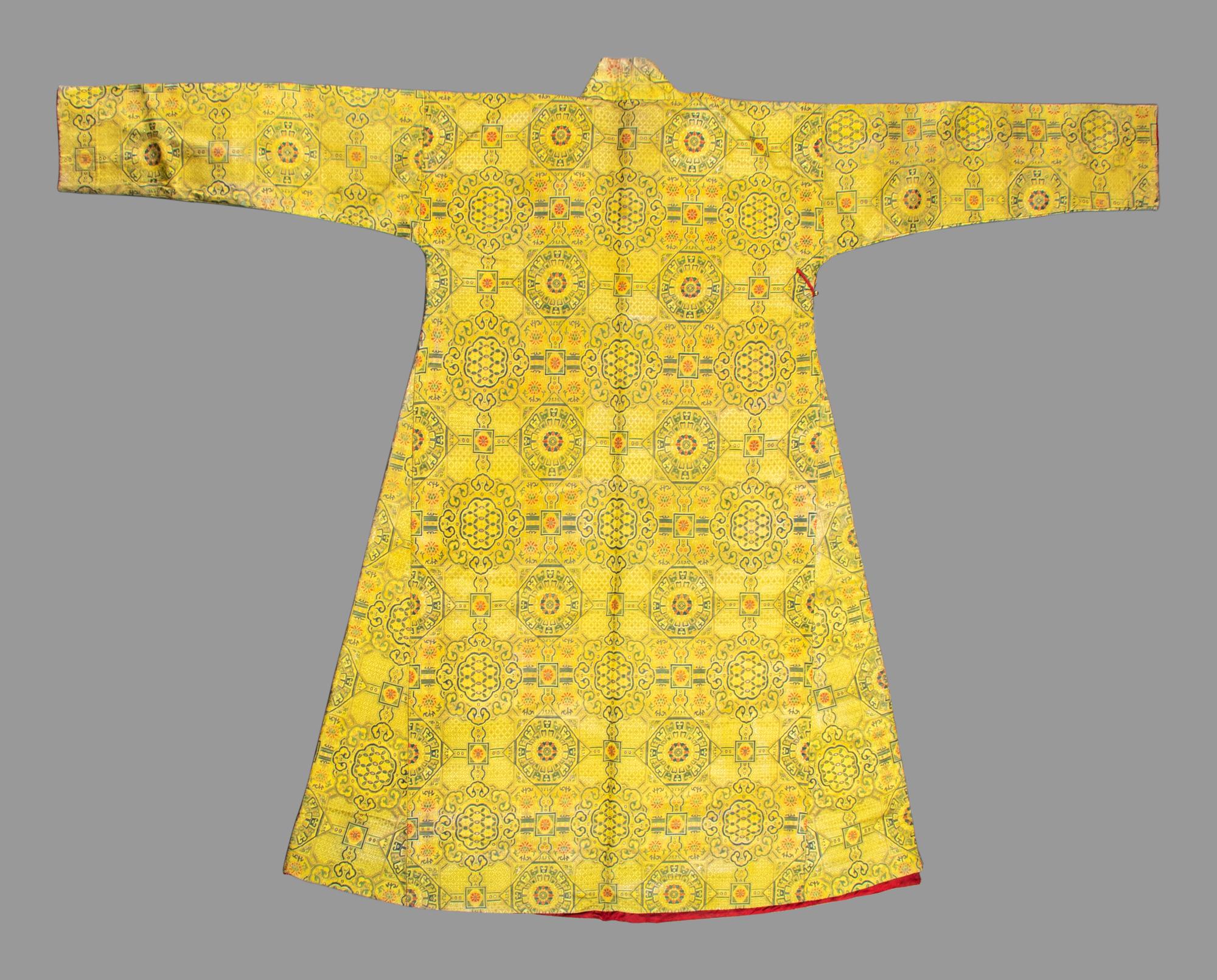 A Sino-Tibetan Silk Brocade Robe, Chuba