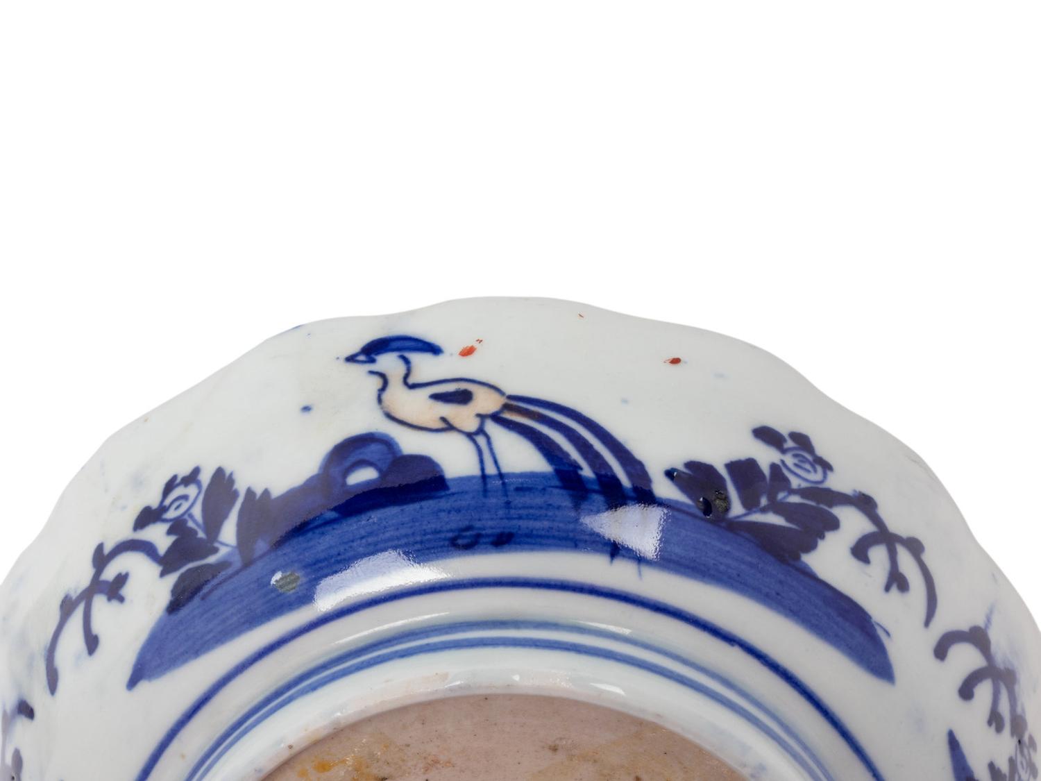 39 Japanese Imari and Kutani Porcelain Bowls, Plates, and Chargers