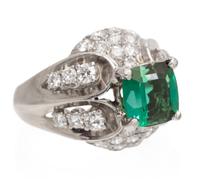A Platinum, Tourmaline and Diamond Ring, 8.30 dwts.