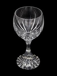 A Baccarat Part Stemware Service