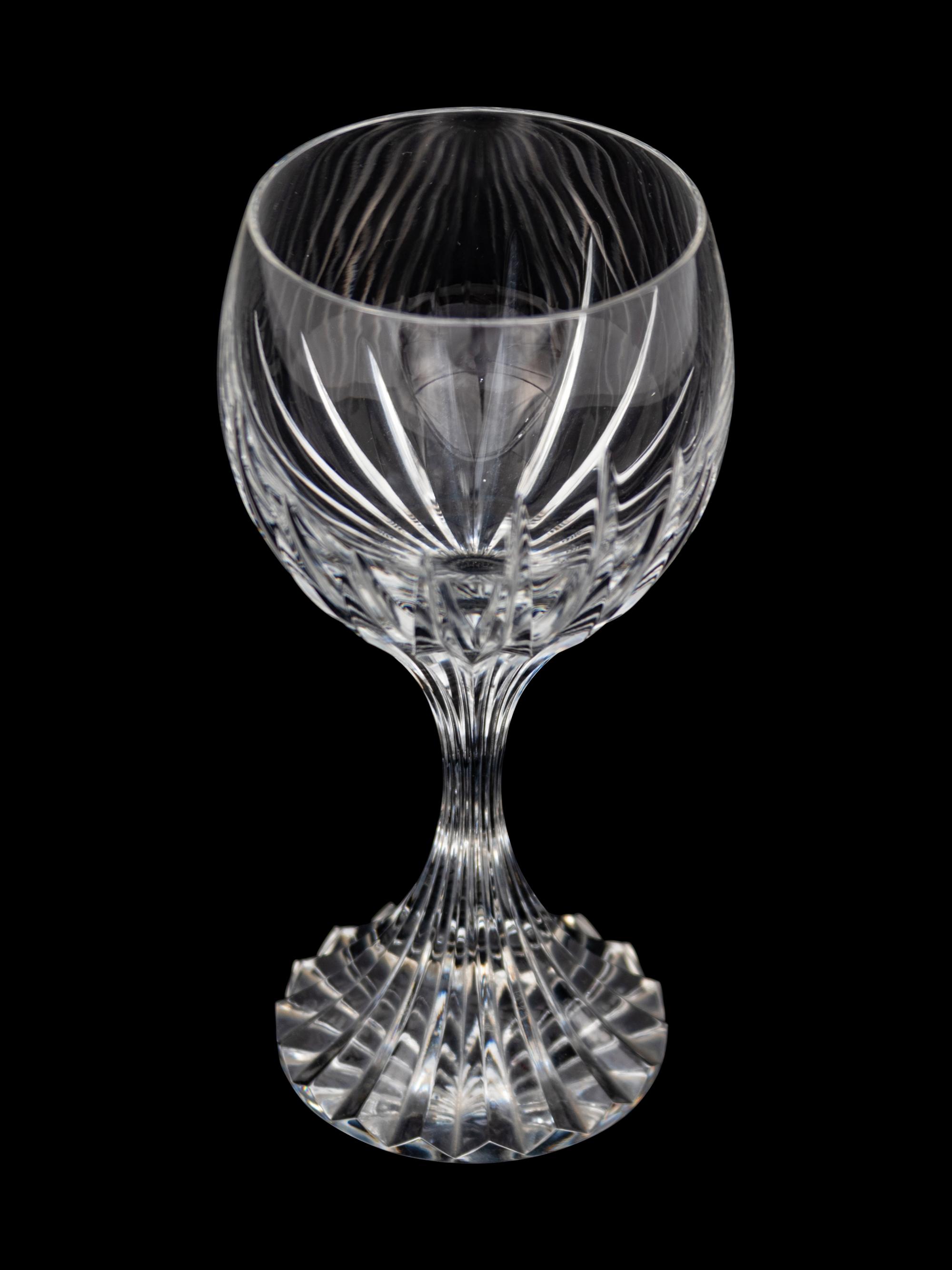 A Baccarat Part Stemware Service