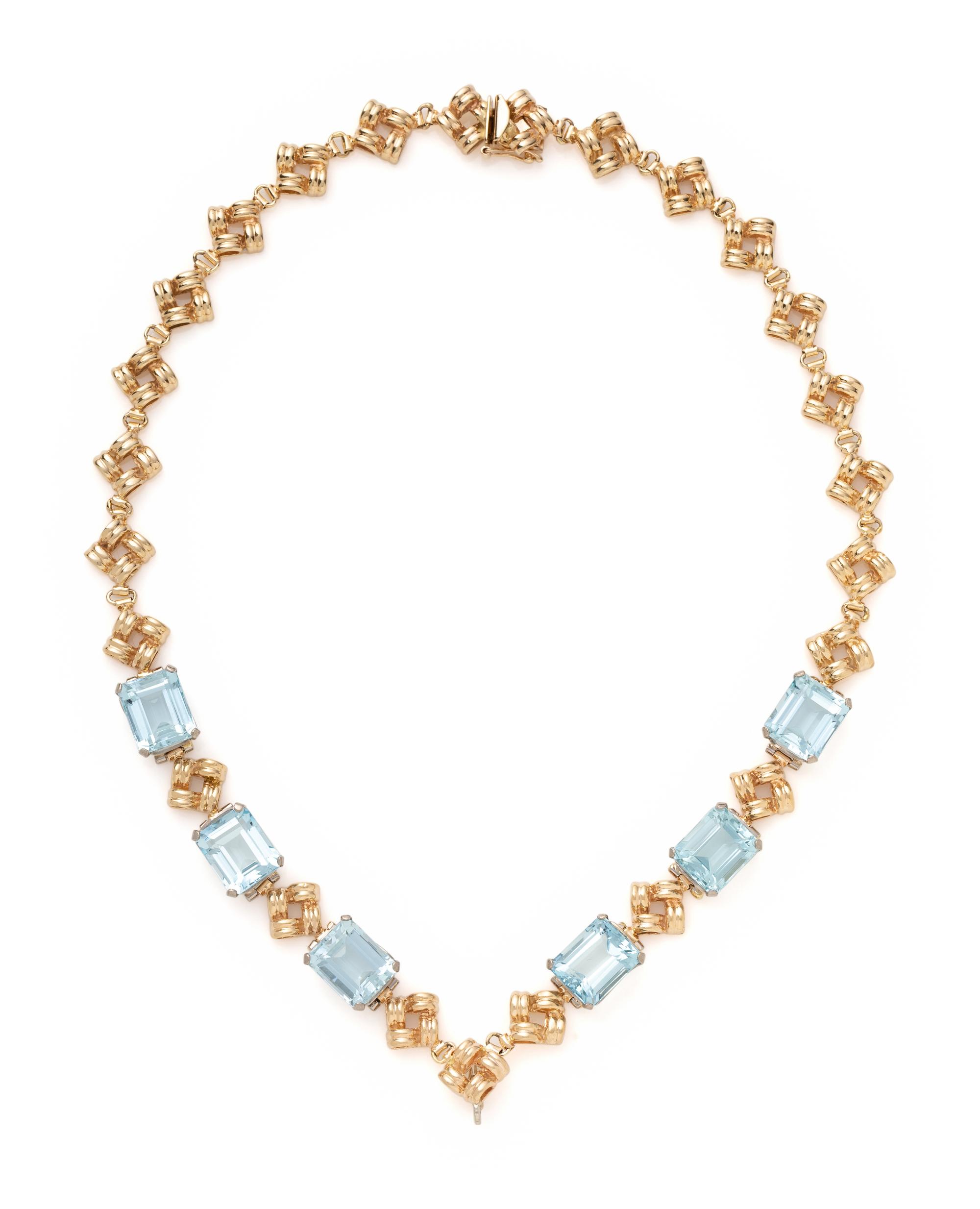 YELLOW GOLD AND AQUAMARINE PENDANT/NECKLACE
