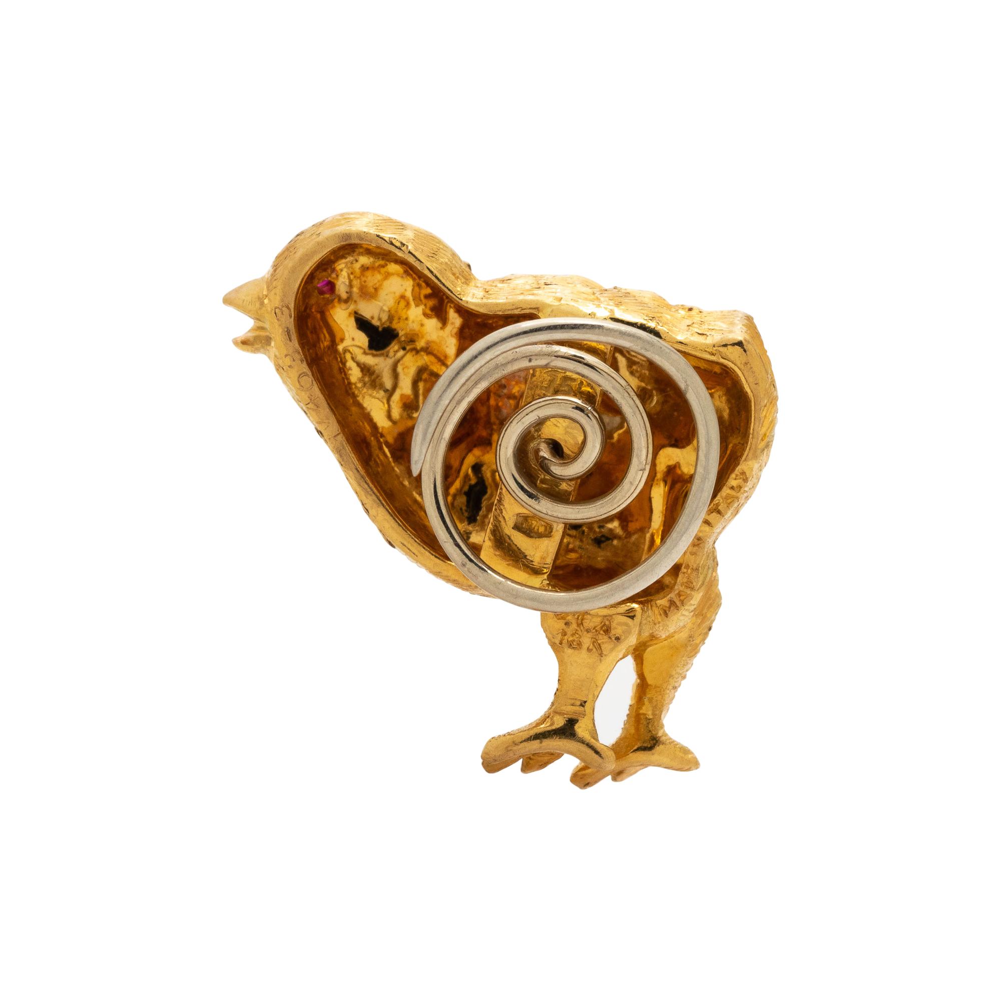VAN CLEEF & ARPELS, YELLOW GOLD AND DIAMOND CHICK PIN