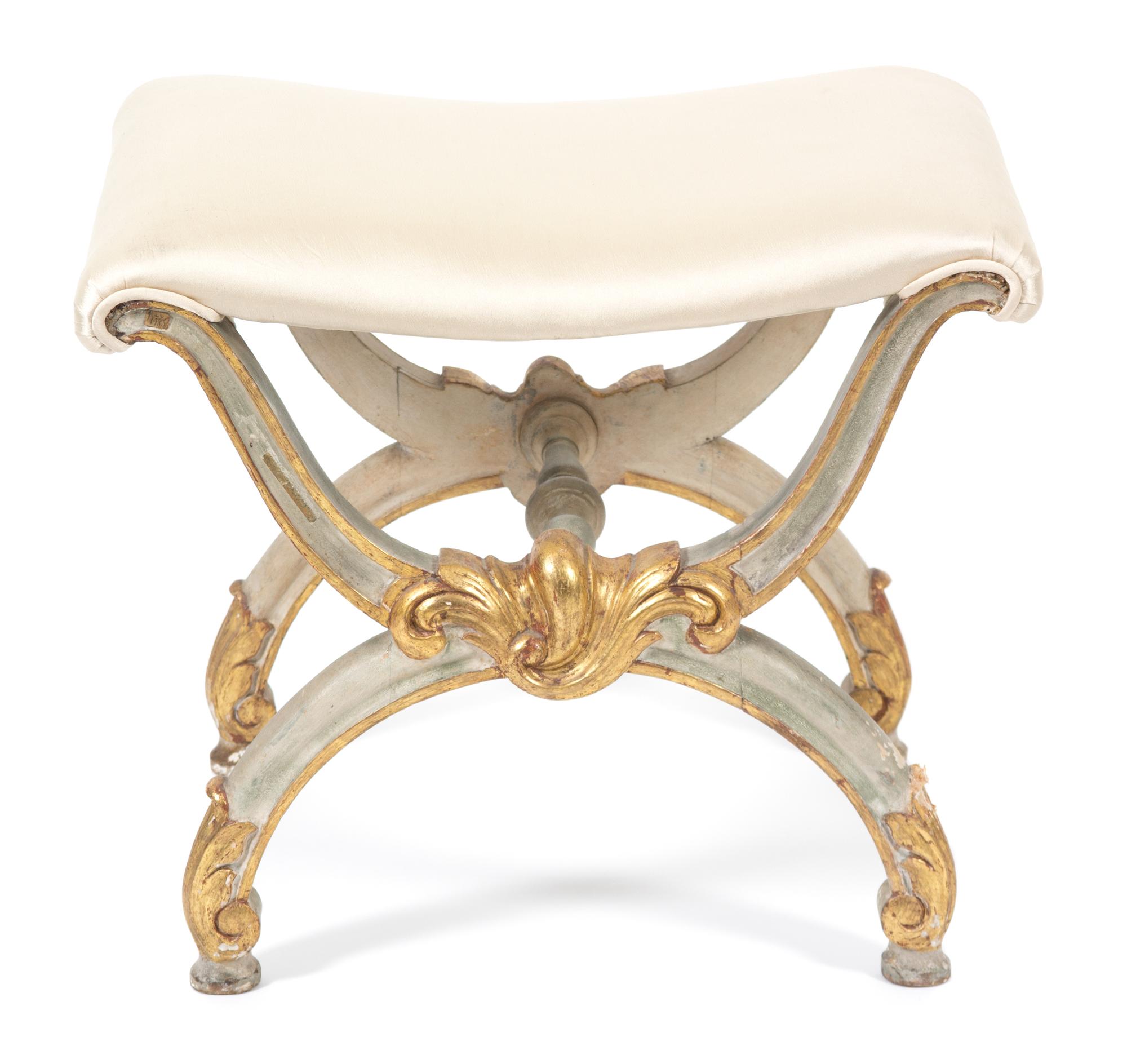 A Louis XV Style Painted and Parcel Gilt Curule-Form Tabouret Height 17 inches. — LATE 19TH/EARLY 20TH CENTURY
