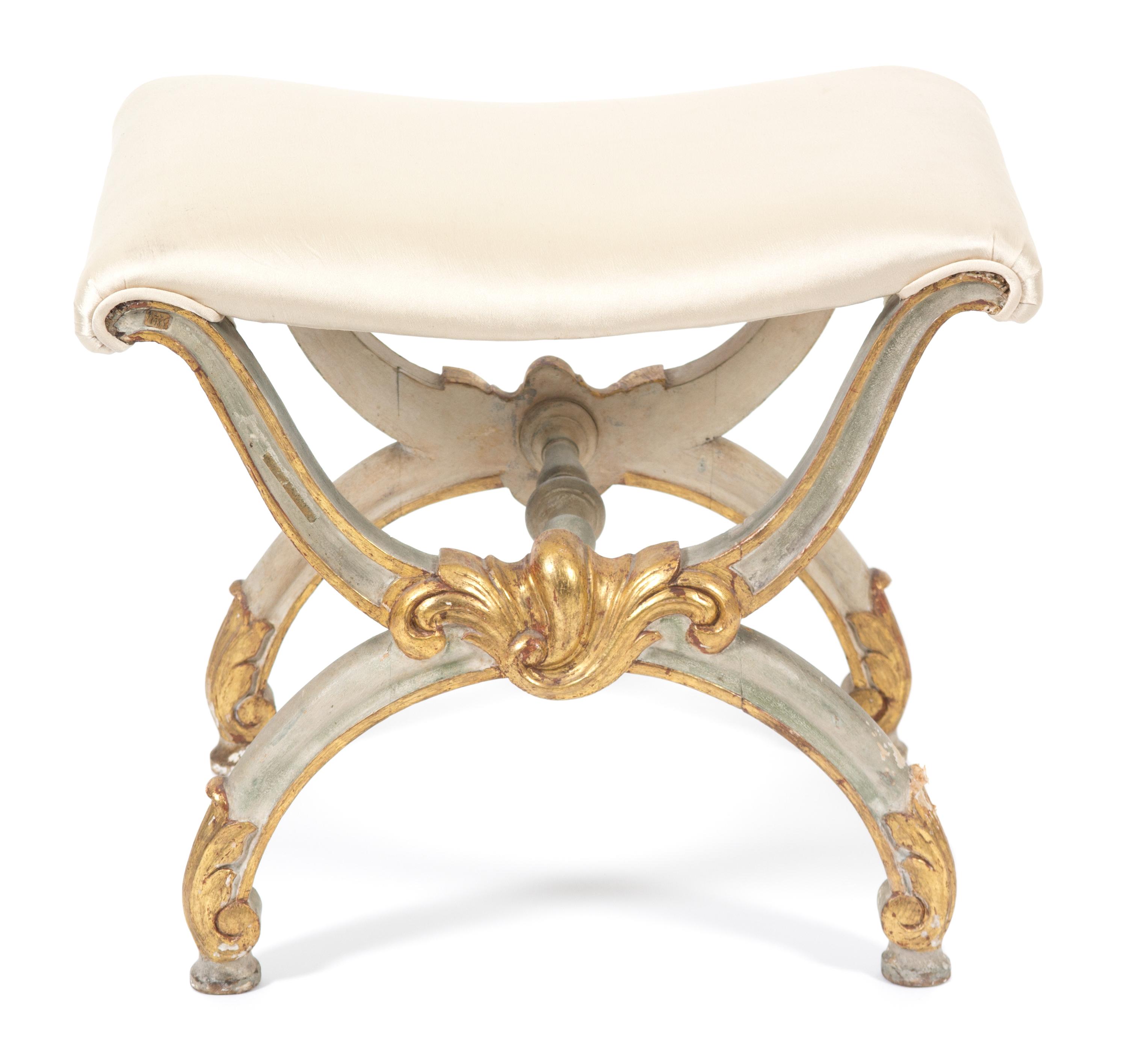 A Louis XV Style Painted and Parcel Gilt Curule-Form Tabouret Height 17 inches. — LATE 19TH/EARLY 20TH CENTURY