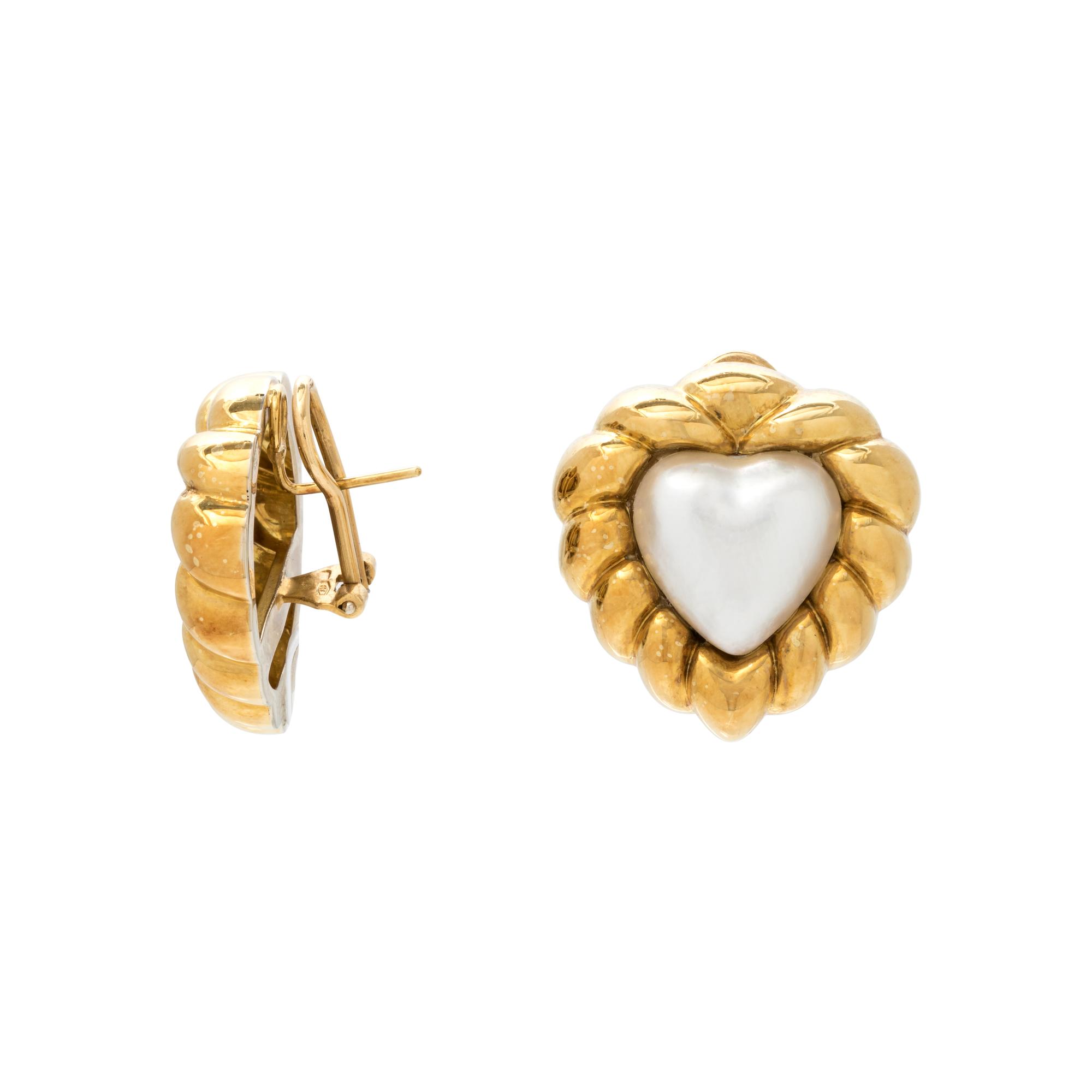 YELLOW GOLD AND CULTURED MABE PEARL HEART EARCLIPS