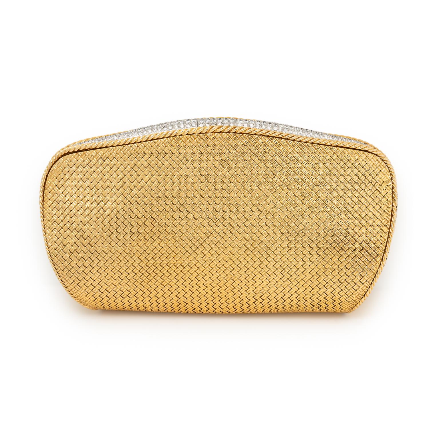 VAN CLEEF & ARPELS, YELLOW GOLD AND DIAMOND CLUTCH