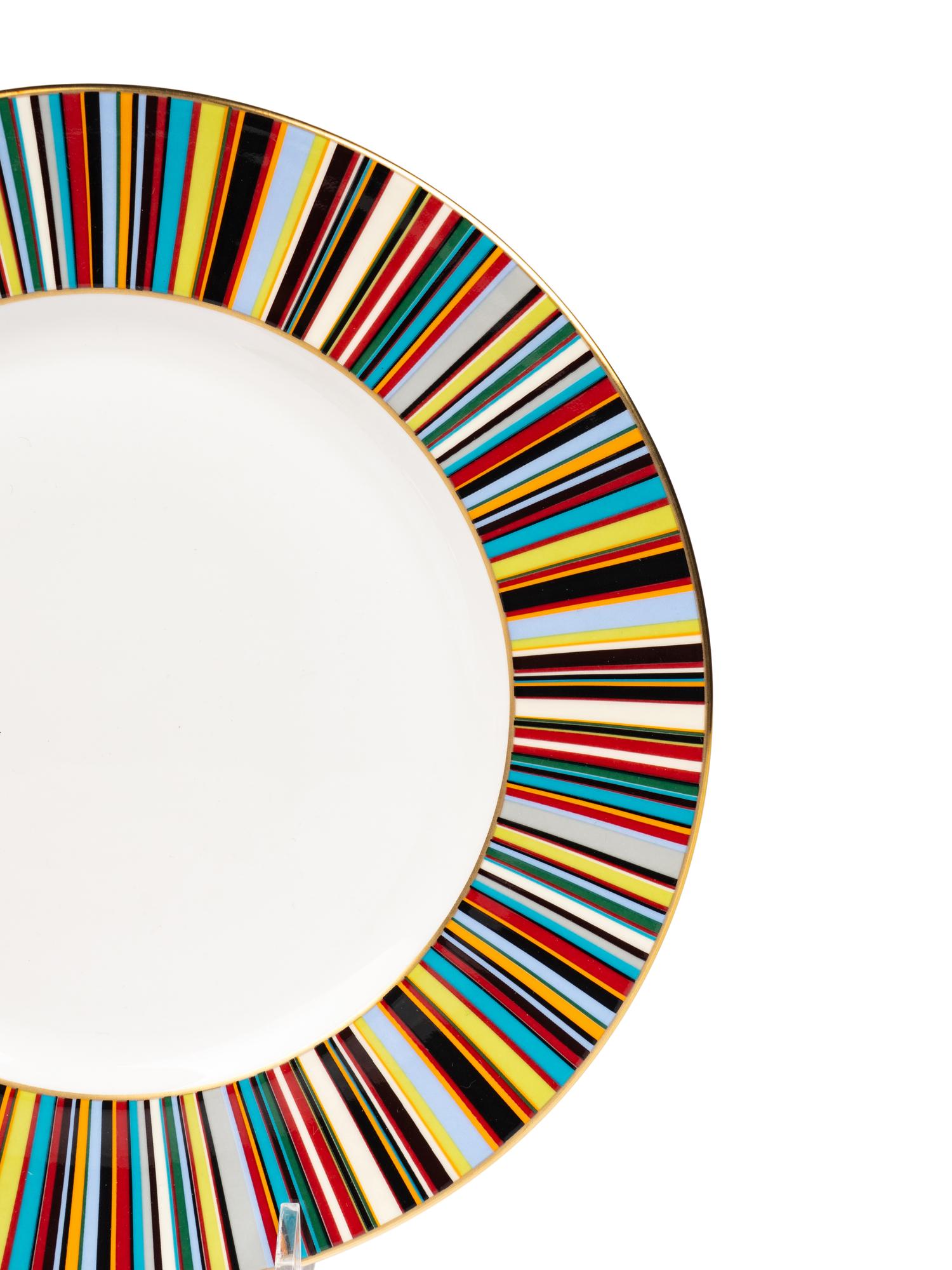 A Paul Smith for Thomas Goode Porcelain Dinner Service
